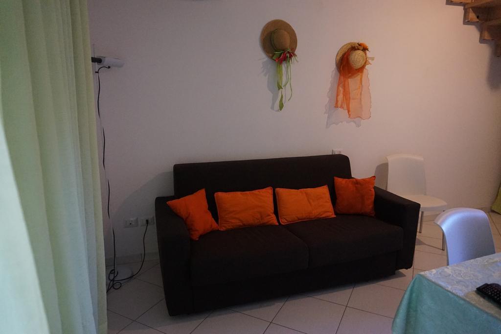 Villa Gabriella Porto Pino Bagian luar foto